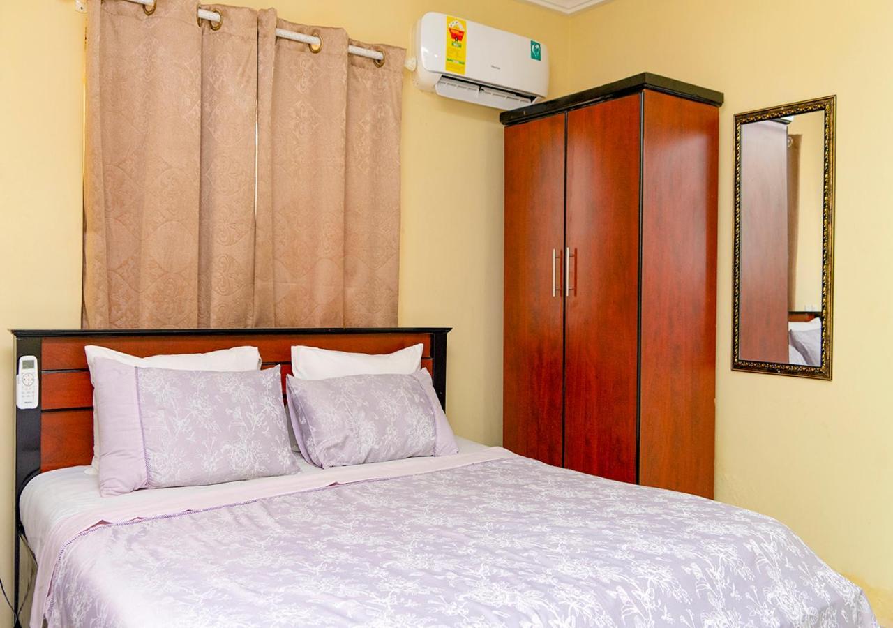 La-Viv Royal Hotel كوماسي المظهر الخارجي الصورة