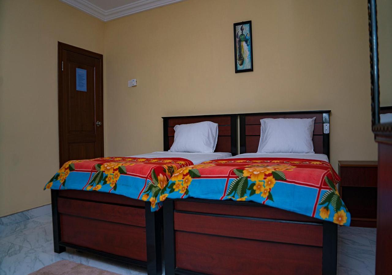 La-Viv Royal Hotel كوماسي المظهر الخارجي الصورة