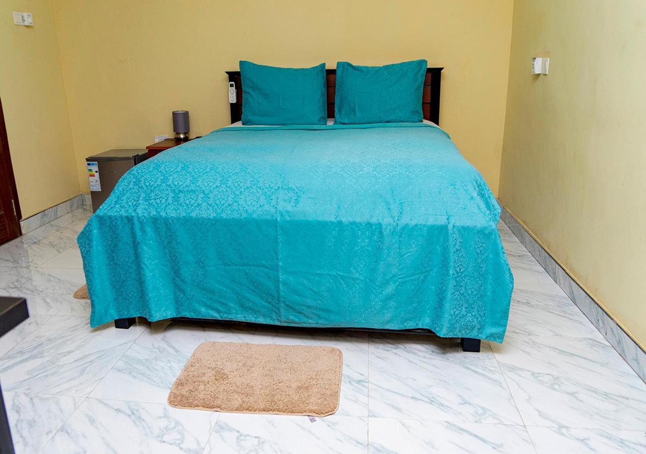 La-Viv Royal Hotel كوماسي المظهر الخارجي الصورة